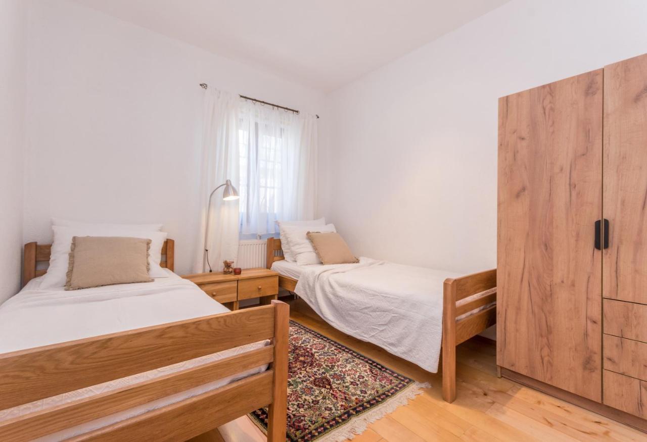 Mustel Travel Apartments Sveti Petar  Buitenkant foto