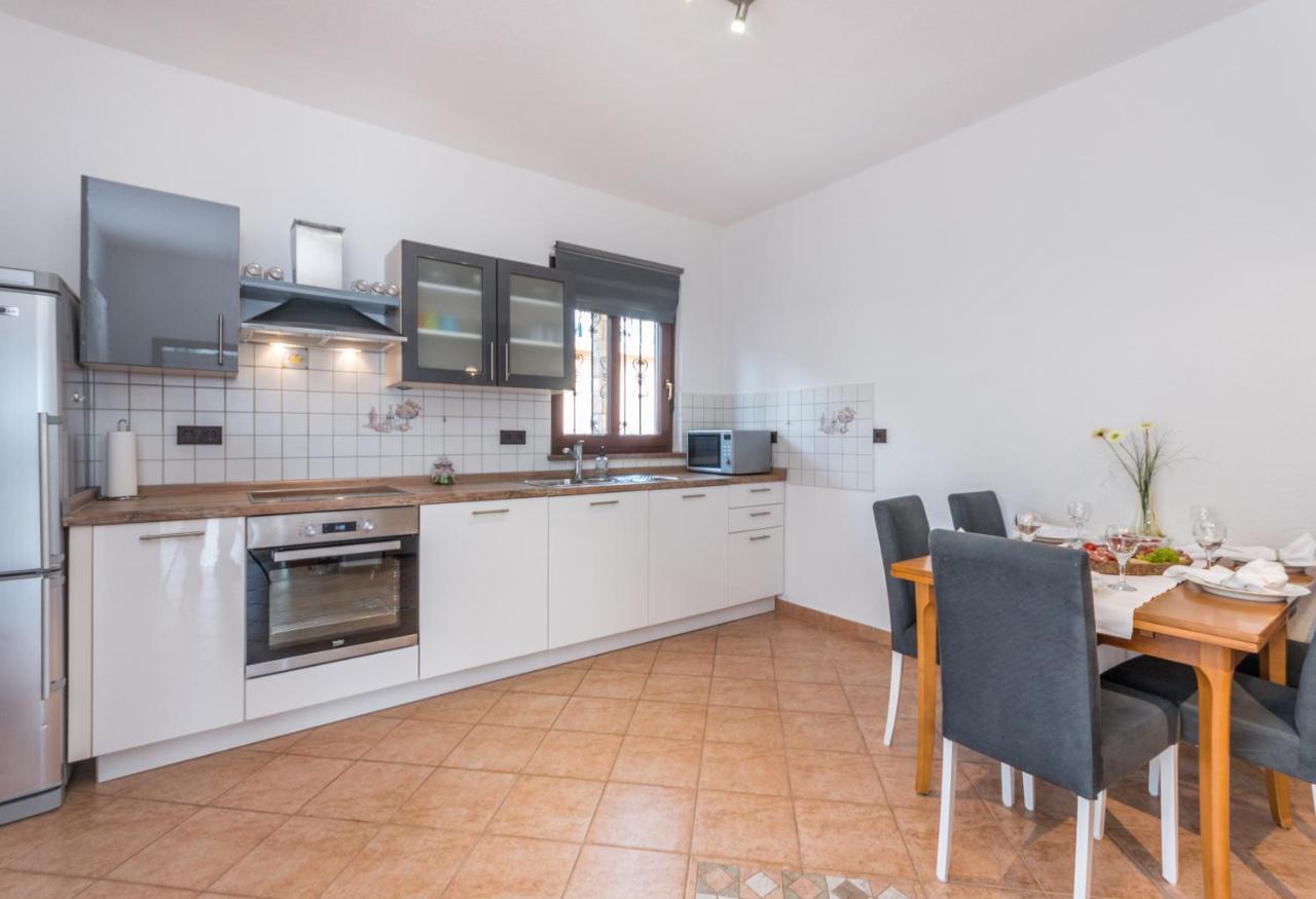 Mustel Travel Apartments Sveti Petar  Buitenkant foto