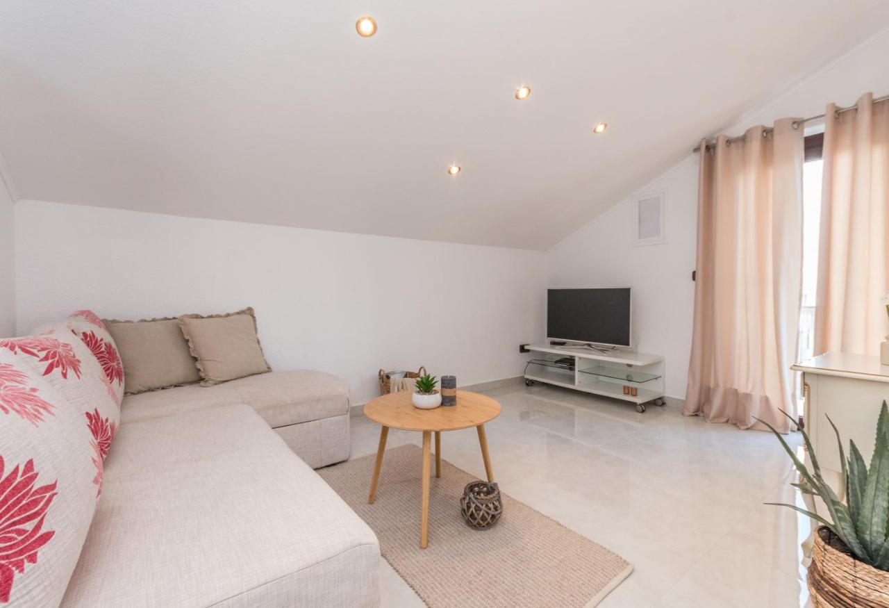 Mustel Travel Apartments Sveti Petar  Buitenkant foto